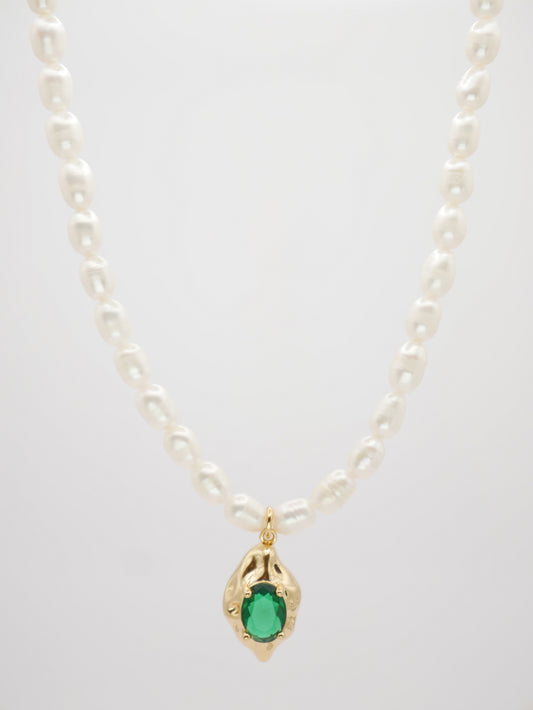 Upes pērļu kaklarota "Old Money Green"
