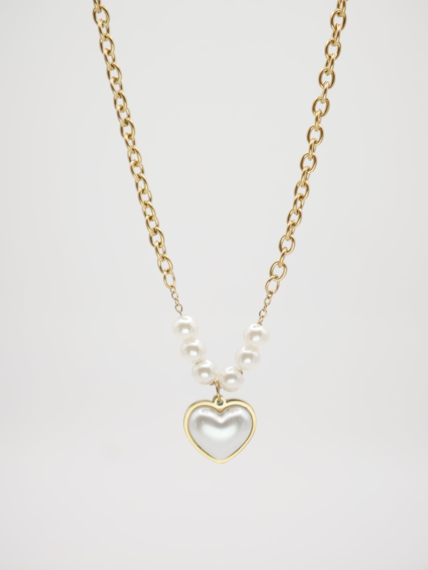 Kaklarota "Love in Pearls"