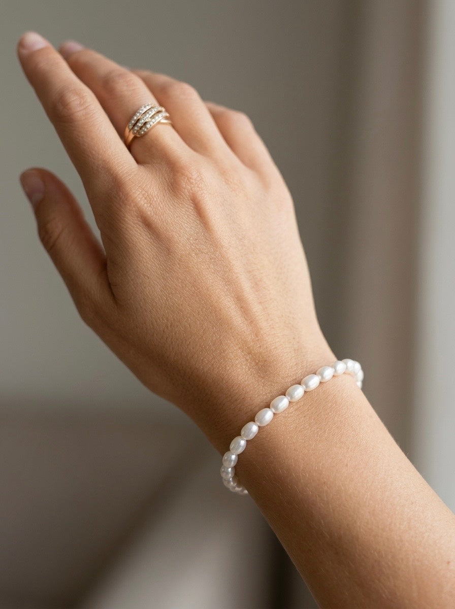 Ameno.lv pērļu imitācijas rokassprādze “Tiny Treassure”