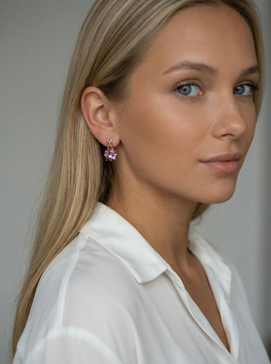 Auskari ar rozā kristālu "Laura" - Ameno.lv premium klases bižutērija