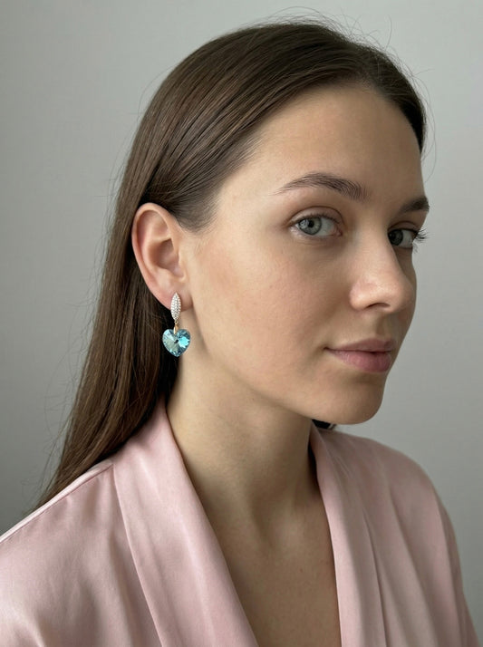 Auskari "Sky Blue Heart" - sirds formas kristāls - Ameno Latvija rotaslietas
