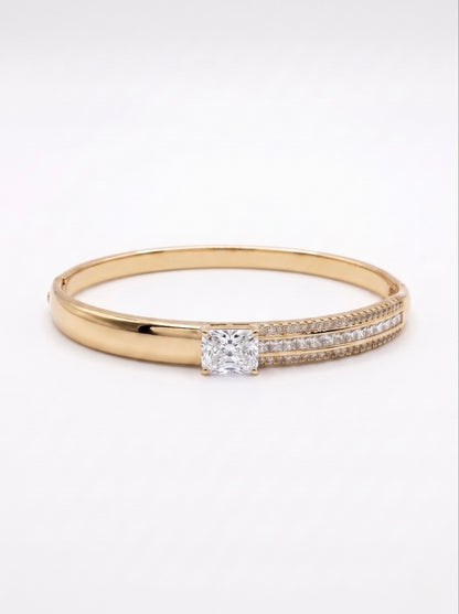 Bangle aproce “Majesté White” - Amwno rotaslietu veikals