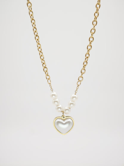 Kaklarota "Love in Pearls"