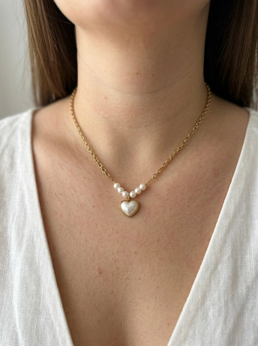 Kaklarota "Love in Pearls"