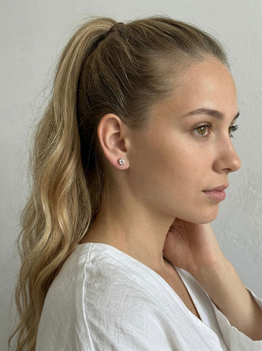 Nagliņu auskari ar kristālu “Grace”