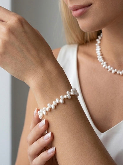 Dabīgo Upes pērļu rokassprādze “Baroque Grace” - pērļu aproce - Ameno.lv - Dabiskas upes pērles